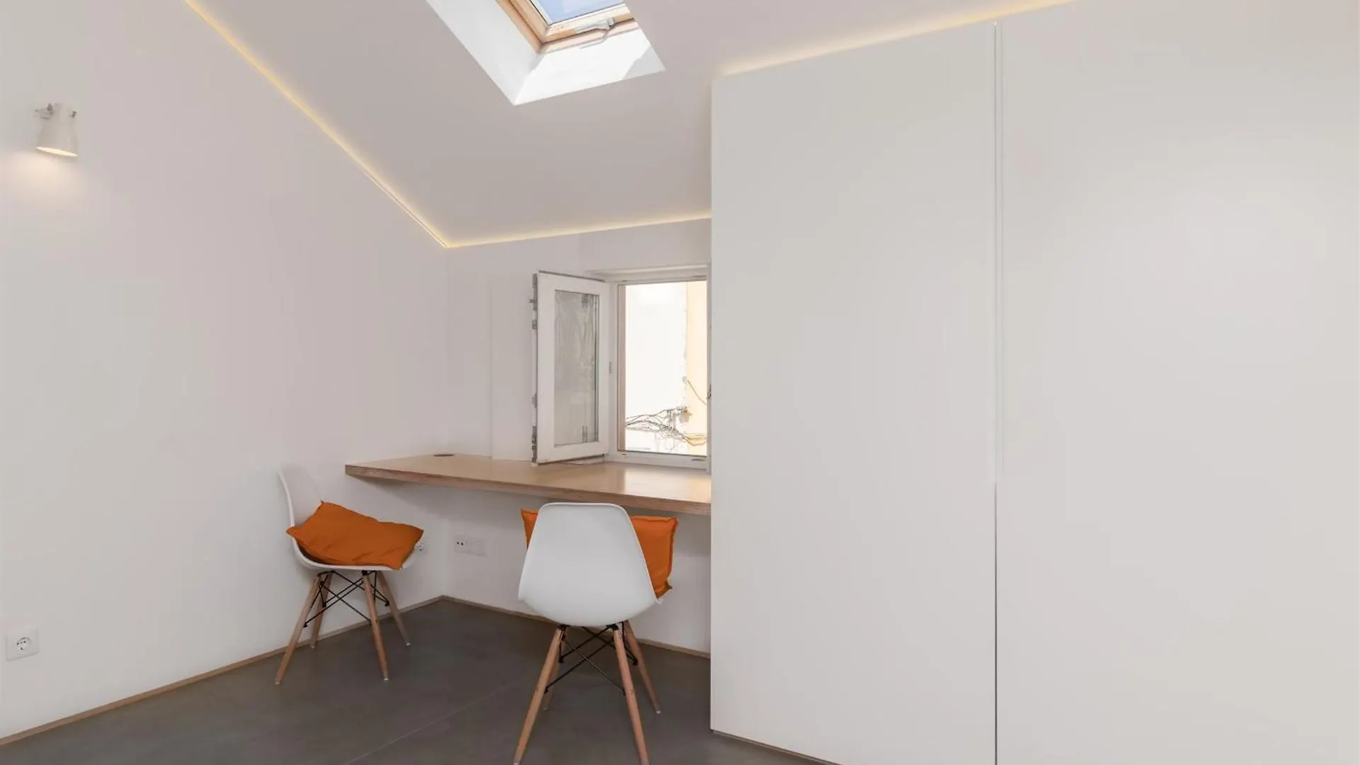 Studentville Studios Lizbona